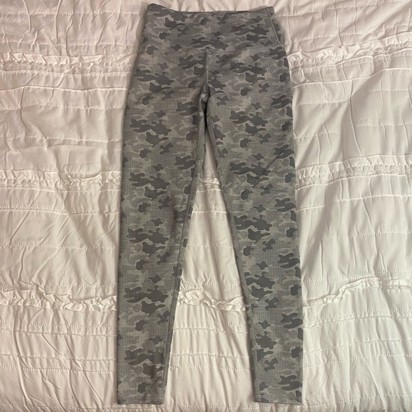 Grey Camo Leggings - Picture 1 of 3